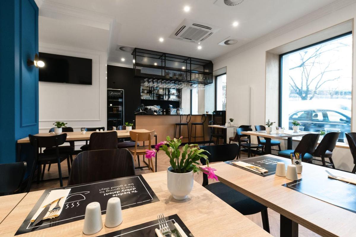 Apartamenty Zamoyskiego Warszawa Stadion Luaran gambar